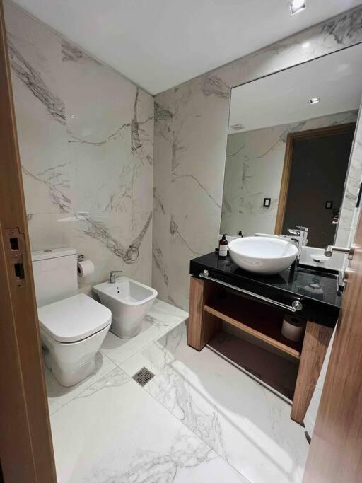 Apartamento Lujoso Departamento En *